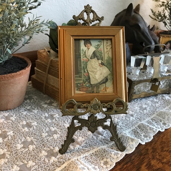 vintage picture with easel